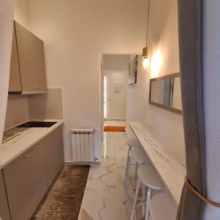 Alba Vera 5 Terre * ラ・スペツィア